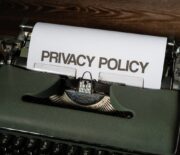 O que é política de privacidade? Veja como fazer a da empresa